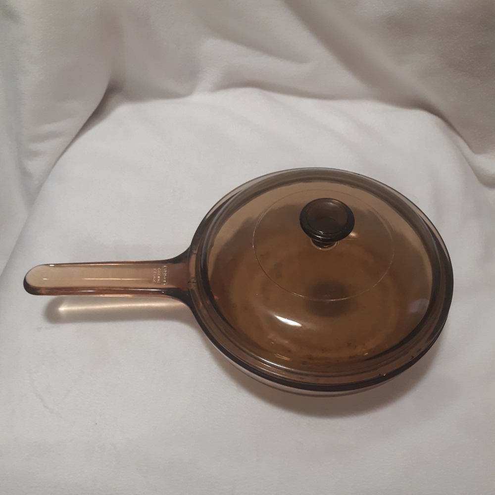 Vision Corning France 7” Frying Pan Skillet Waffle Bottom Amber W/ Pyrex Lid